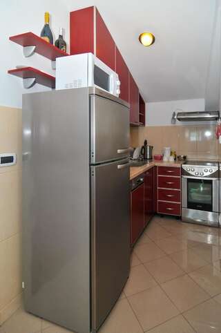 Апартаменты Apartman City Centar Тиват Апартаменты с видом на море-10