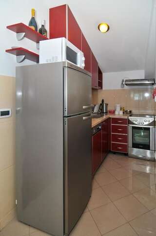 Апартаменты Apartman City Centar Тиват Апартаменты с видом на море-35