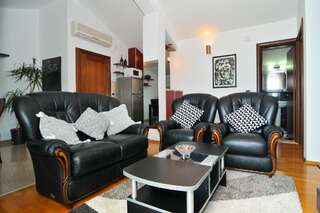 Апартаменты Apartman City Centar Тиват Апартаменты с видом на море-46