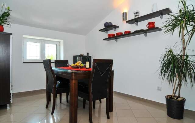 Апартаменты Apartman City Centar Тиват-7